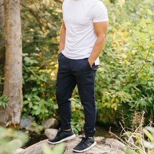 Zyia Active Men's Navy Premium Joggers - 2 30" NWT Large